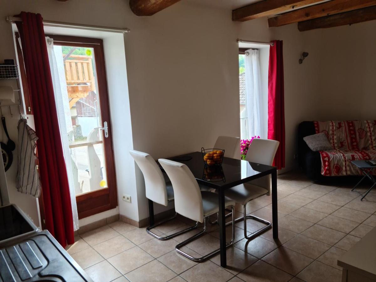Appartement Route De Cursinges Cervens Exterior foto